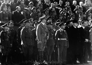 Walther: Adolf Hitler during the annexation of Austria