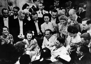 Fuehrerbau: Adolf Hitler at the artists reception at the inauguratio