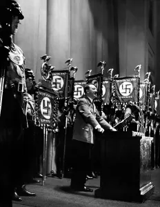 Kaiserdamm: Adolf Hitler at the automobile exhibition in Berlin 1937