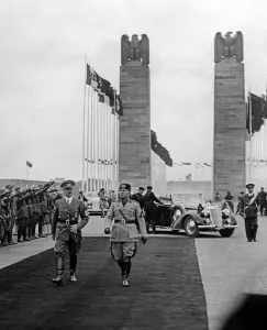 Partito: Adolf Hitler and Benito Mussolini, 1938