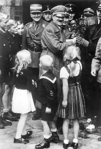 Marienburg: Adolf Hitler with children, 1935