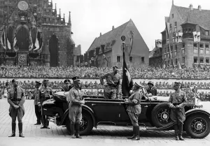 Hess: Adolf Hitler in conversation with Hermann Goering