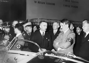Kissel: Adolf Hitler with Director Kissel at the opening of the Inte