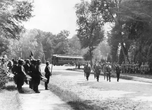 Waggon: Adolf Hitler in the Forest of Compiegne, 1940
