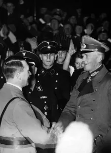 Infantery: Adolf Hitler greets Werner von Blomberg 1935