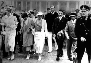 Schaub: Adolf Hitler in Heiligendamm, 1934