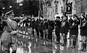 Fascio: Adolf Hitler in Italy, 1938