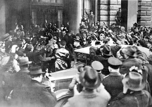 Kaiserhof: Adolf Hitler leaving Hotel Kaiserhof, Berlin, Germany
