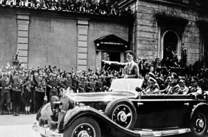 Cheers: Adolf Hitler in Munich, 1940