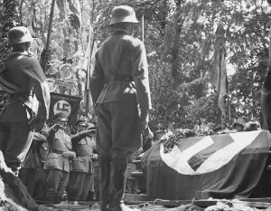 Litzmann: Adolf Hitler in Neuglobsow, 1936