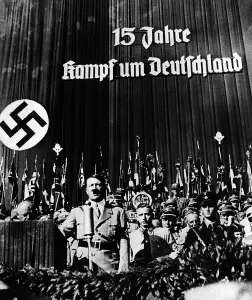 Drexler: Adolf Hitler in Rosenheim, 1935
