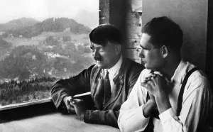 Fhrer: Adolf Hitler with Rudolf Hess, 1932