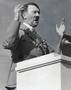 Bueckeberg: Adolf Hitler during his speech at Bueckeberg on harvest