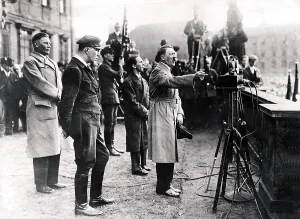 Helldorf: Adolf Hitler during his speech at the Lustgarten on