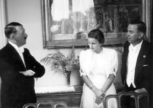 Winifred: Adolf Hitler with Verena Wagner and Julius Schaub