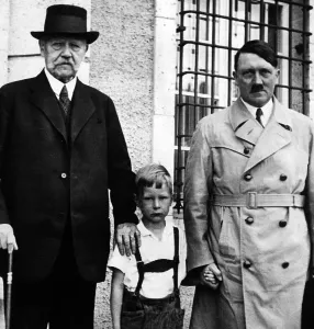 Neudeck: Adolf Hitler Visits Hindenburg