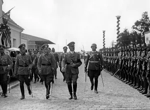 94th: Adolf Hitler visits the troops in Borne 1938