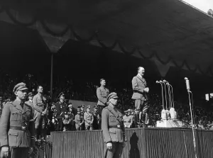 Adjutant: Adolf Hitler, von Schirach, Hess, Rust, Schaub