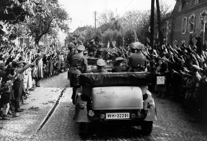 Siegfried: Adolf Hitler on his way to the inscpection of the Siegfried