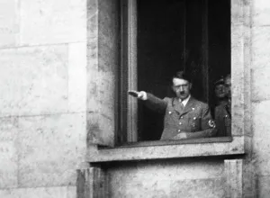 Knives: Adolf Hitler at the window of the Chancellery, 1934