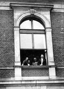 Winifred: Adolf Hitler with Winifred Wagner in Bayreuth