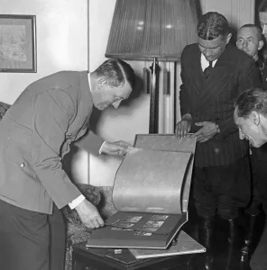 Brandt: Adolf Hitler's birthday at the beginning of the 30s