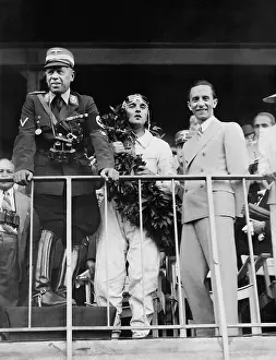 Avus: Adolf Huhnlein, Hermann Lang, Joseph Goebbels, 1937