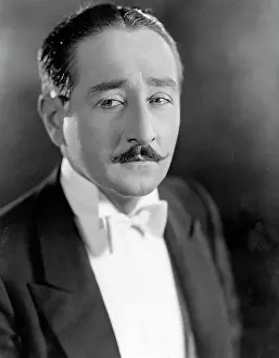 Menjou: Adolphe Menjou - actor