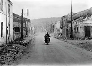 Invaded: Advancing German troops during the campaign, 1940 German tro