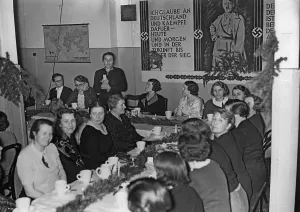 Advent: Advent celebration at the Berlin Scherl publishing house
