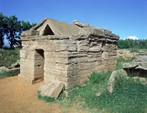 Piombino: An aedicule tomb in the