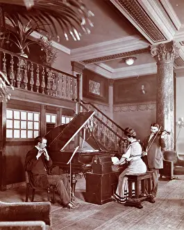 Aeolian: Aeolian piano