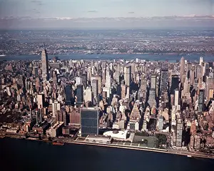 Classic Stock: Aerial of Midtown Manhattan Skyline Un Campus