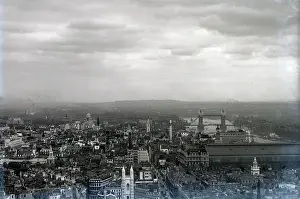 Flyng: An Aerial view over London