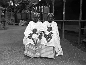 Arouse: AFRICAN WOMEN