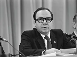 Corresponding: Africanist Anatoly Gromyko