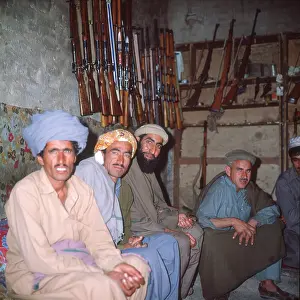 Douglas Dickins: AFRIDI/GUNS/PAKISTAN