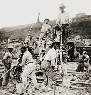 Panamanians: Afro-Panamanian construction workers boring ?