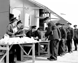 Canteens: AFS Mobile kitchen in use after major exercise