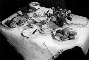 Strainer: AFTERNOON TEA & CAKES
