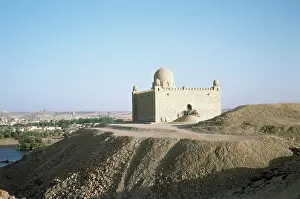 Coates: The Aga Khan's Mausoleum, Egypt
