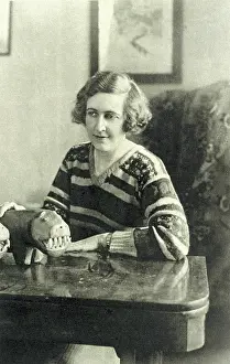 Rhodesian: AGATHA CHRISTIE