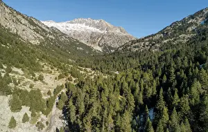 Estany: Aiguestortes National Park, Pyrenees, Catalonia, Spain