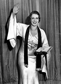 Mcpherson: Aimee Semple McPherson, 1933. ?