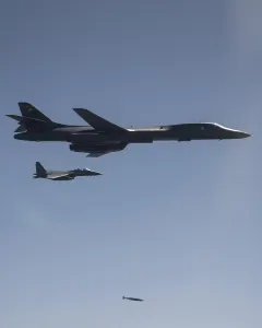 Warplanes: A US Air Force B-1B Lancer drops a 2, 000 pound live