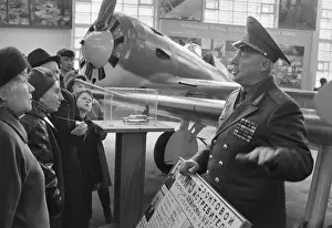 Tells: Air Force Museum