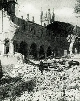 Air raid on Canterbury, Kent, WW2