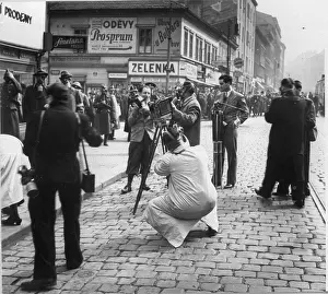 Cviceni: Air raid drill in Prague, 1938