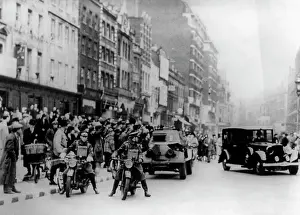 Elizabeths: Air raids on London, 1940