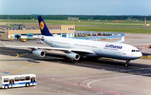 A340: Airbus A340-311 D-AIGF